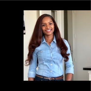 Meet your Posher, Ana